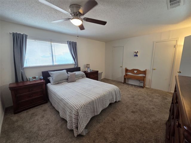1402 S Carrier Parkway 307, Grand Prairie, TX 75051