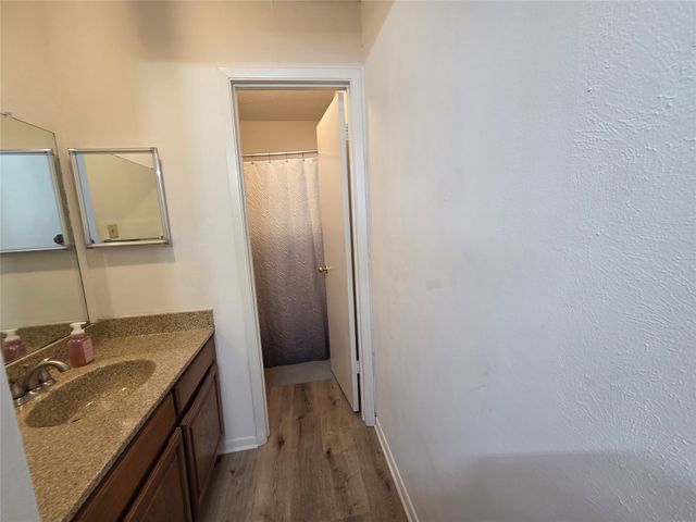 1402 S Carrier Parkway 307, Grand Prairie, TX 75051