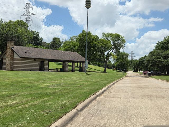 1402 S Carrier Parkway 307, Grand Prairie, TX 75051