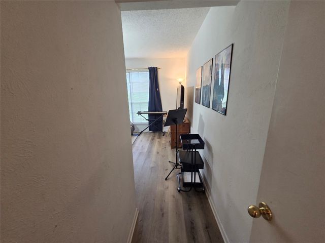 1402 S Carrier Parkway 307, Grand Prairie, TX 75051