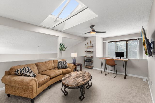 5550 Bimini Drive, Minnetonka, MN 55343