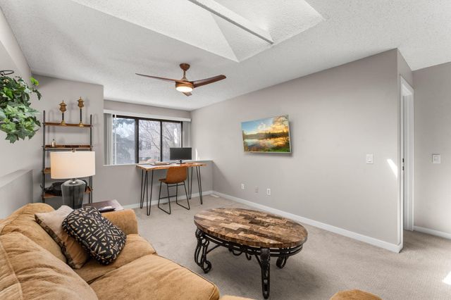 5550 Bimini Drive, Minnetonka, MN 55343