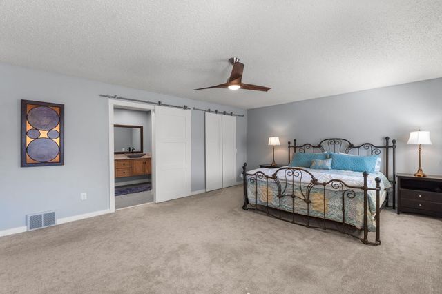5550 Bimini Drive, Minnetonka, MN 55343