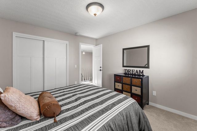 5550 Bimini Drive, Minnetonka, MN 55343