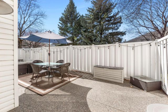 5550 Bimini Drive, Minnetonka, MN 55343