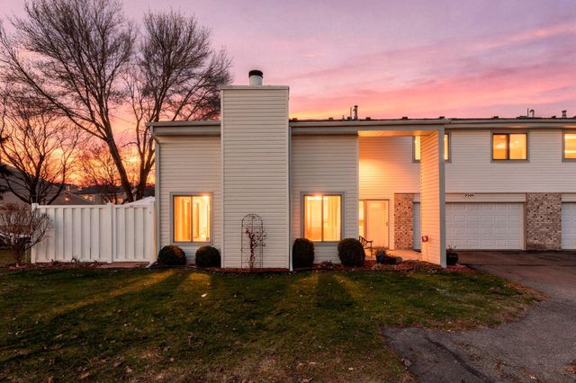 5550 Bimini Drive, Minnetonka, MN 55343