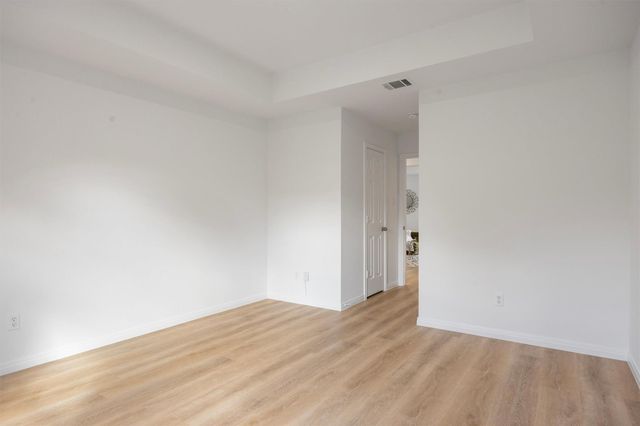 1900 Little Elm TRL 75, Cedar Park, TX 78613