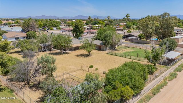 2975 E CAMPBELL Road, Gilbert, AZ 85234
