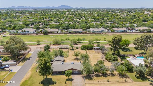 2975 E CAMPBELL Road, Gilbert, AZ 85234