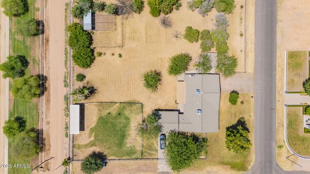 2975 E CAMPBELL Road, Gilbert, AZ 85234