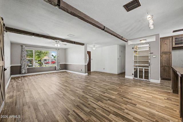 2975 E CAMPBELL Road, Gilbert, AZ 85234