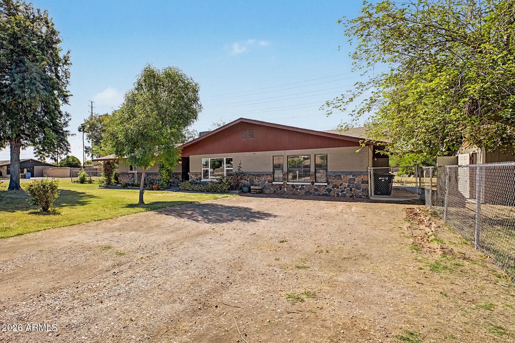 2975 E CAMPBELL Road, Gilbert, AZ 85234 — photo 2