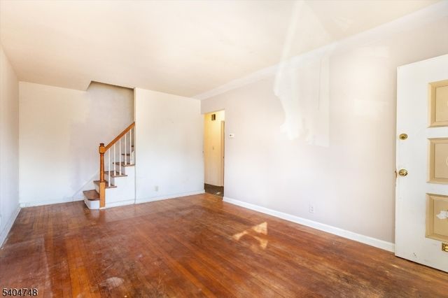 70 Kierstead Ave, Nutley Twp., NJ 07110