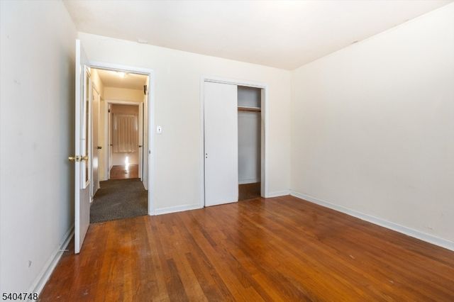 70 Kierstead Ave, Nutley Twp., NJ 07110