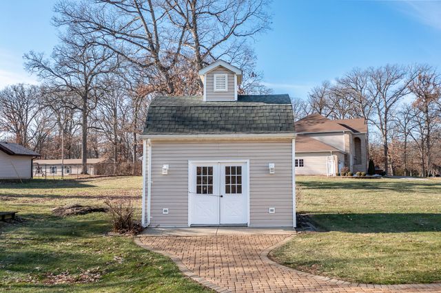 8049 W 85th Court, Crown Point, IN 46307