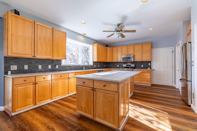 8049 W 85th Court, Crown Point, IN 46307