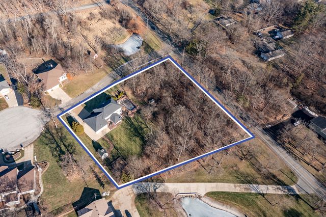 8049 W 85th Court, Crown Point, IN 46307