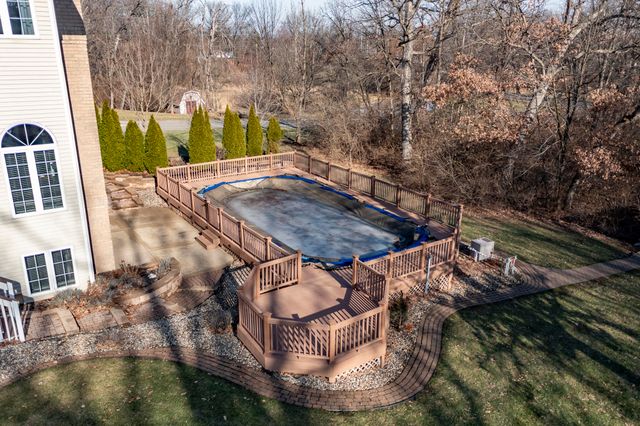 8049 W 85th Court, Crown Point, IN 46307