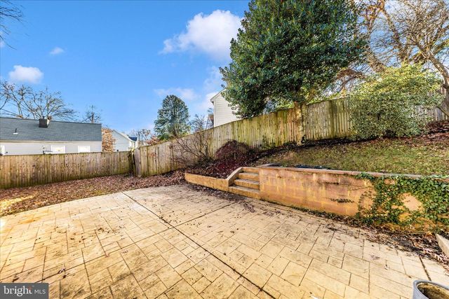 2112 PIMMIT DR, Falls Church, VA 22043