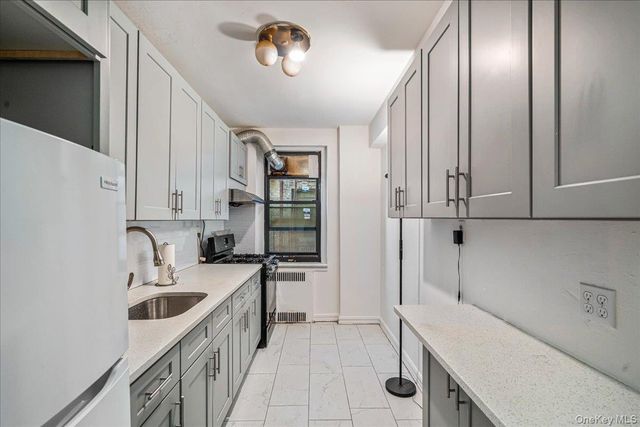 92-11 35th Avenue 2A, Jackson Heights, NY 11372