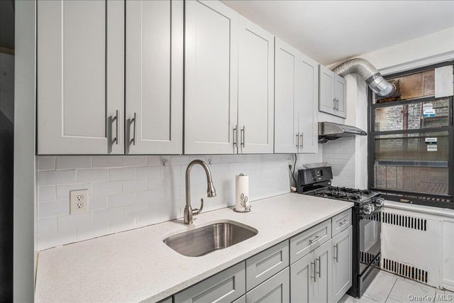 92-11 35th Avenue 2A, Jackson Heights, NY 11372