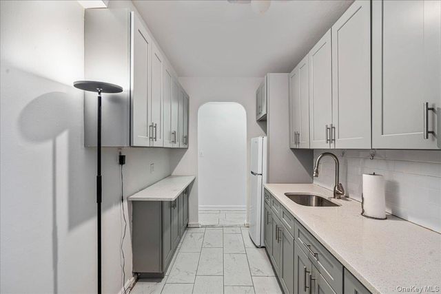 92-11 35th Avenue 2A, Jackson Heights, NY 11372