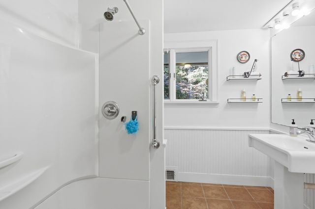 148 Rutland Street, Carlisle, MA 01741