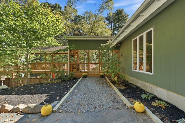 148 Rutland Street, Carlisle, MA 01741
