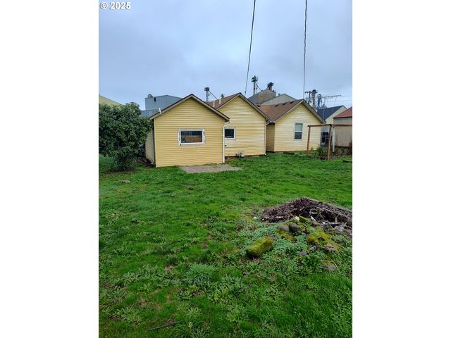 10772 Ne OAK St, Donald, OR 97020