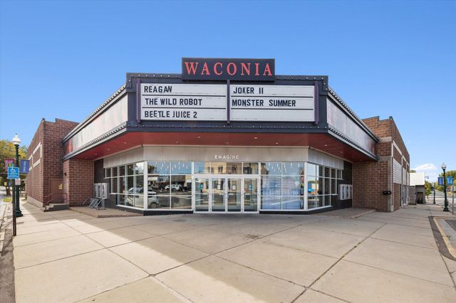 526 Goldenrod Trail, Waconia, MN 55387