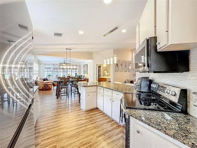 1529 NW Amherst Dr A, Port St. Lucie, FL 34986