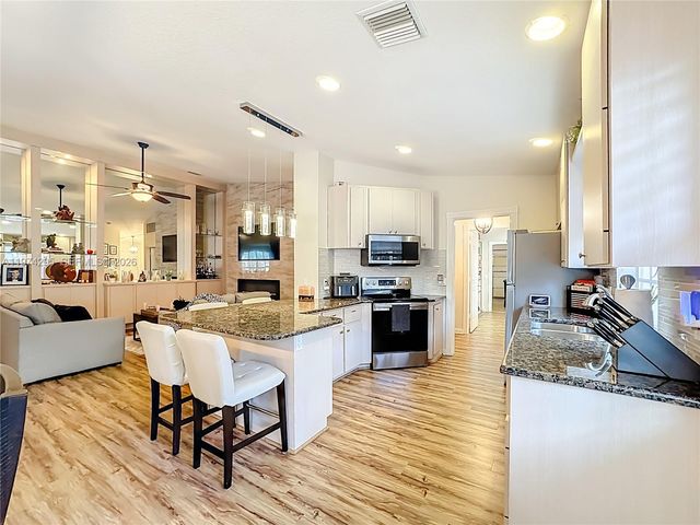 1529 NW Amherst Dr A, Port St. Lucie, FL 34986