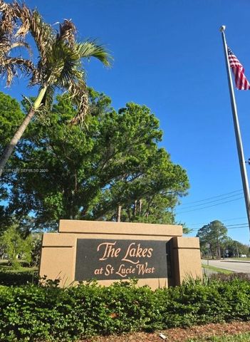 1529 NW Amherst Dr A, Port St. Lucie, FL 34986