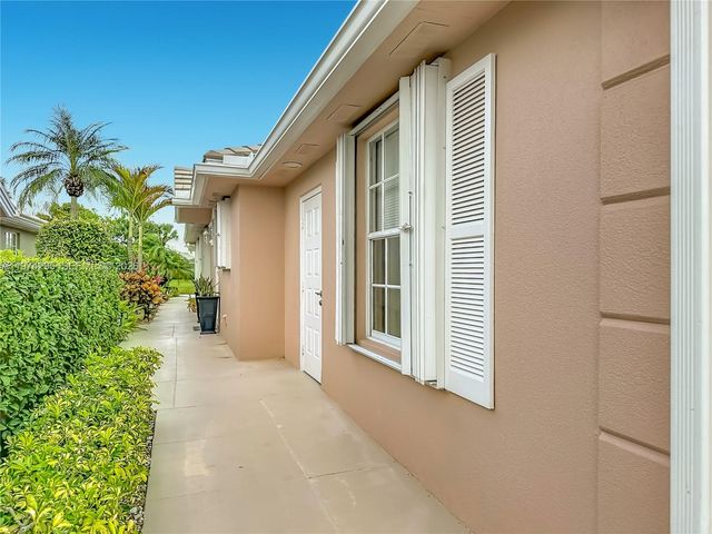 1529 NW Amherst Dr A, Port St. Lucie, FL 34986