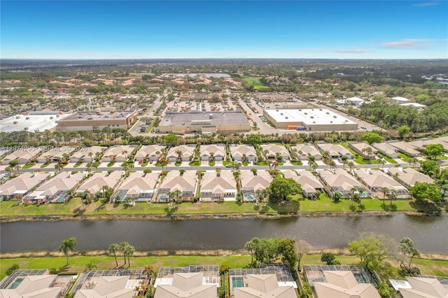 1529 NW Amherst Dr A, Port St. Lucie, FL 34986