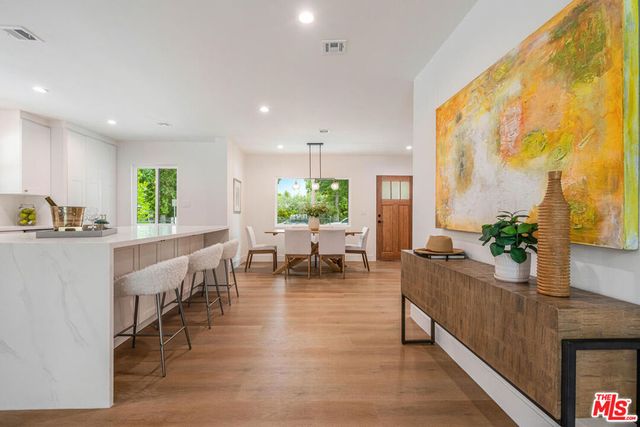 6615 Orion Avenue, Van Nuys, CA 91406