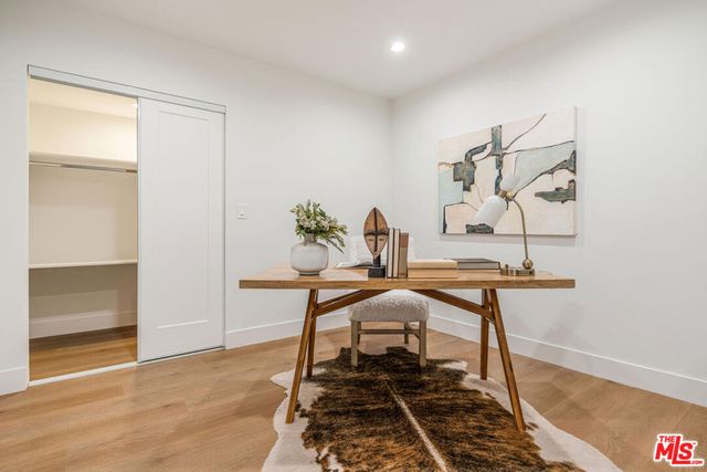 6615 Orion Avenue, Van Nuys, CA 91406