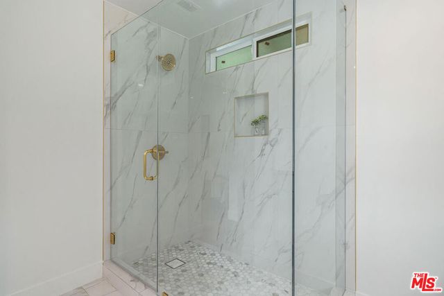 6615 Orion Avenue, Van Nuys, CA 91406