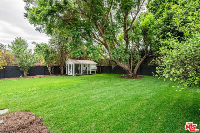 6615 Orion Avenue, Van Nuys, CA 91406