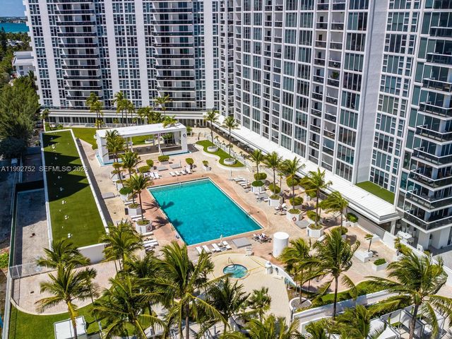 10275 Collins Ave 1107, Bal Harbour, FL 33154