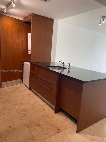 10275 Collins Ave 1107, Bal Harbour, FL 33154