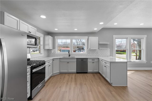 42 Ohio Street SW, Navarre, OH 44662