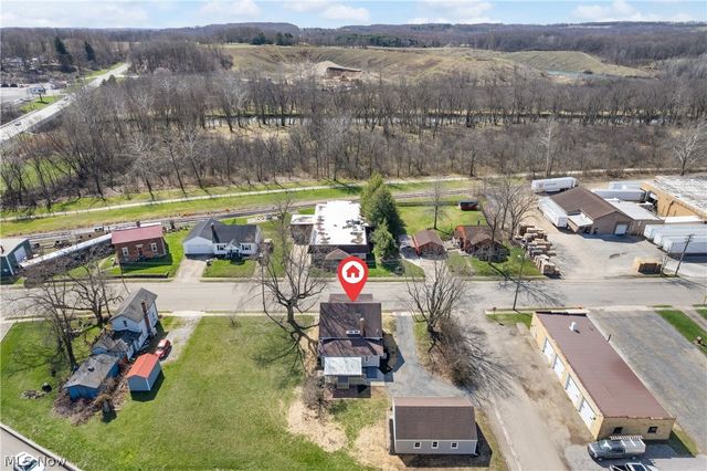 42 Ohio Street SW, Navarre, OH 44662