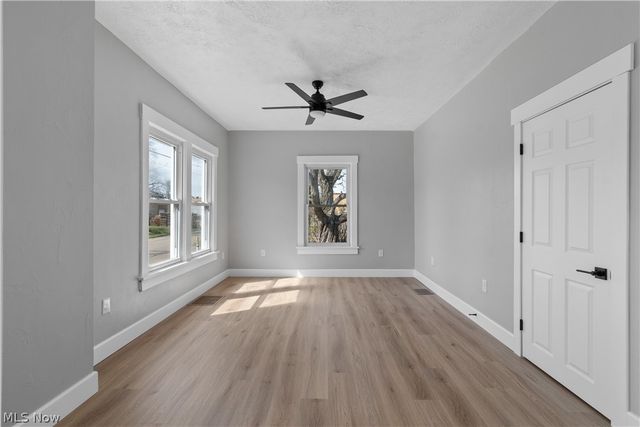 42 Ohio Street SW, Navarre, OH 44662