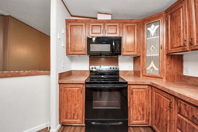 19002 Murphy Road, Alvin, TX 77511