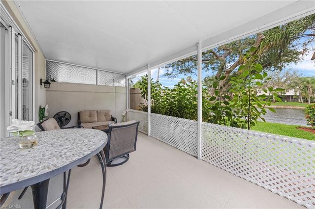 5633 Cove CIR 58, Naples, FL 34119