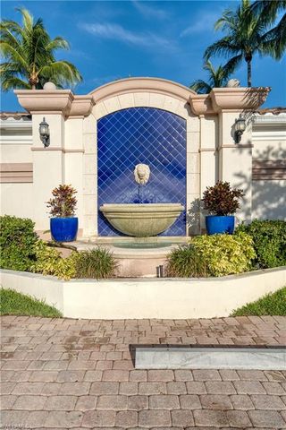 5633 Cove CIR 58, Naples, FL 34119