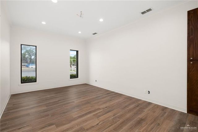 407 N 10th Street, Mcallen, TX 78501