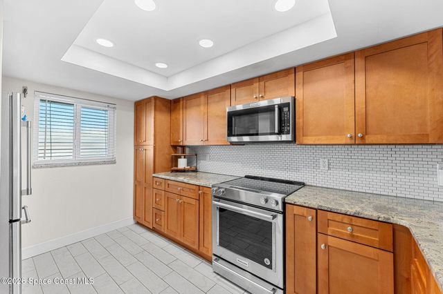 3060 N Atlantic Avenue 209, Cocoa Beach, FL 32931