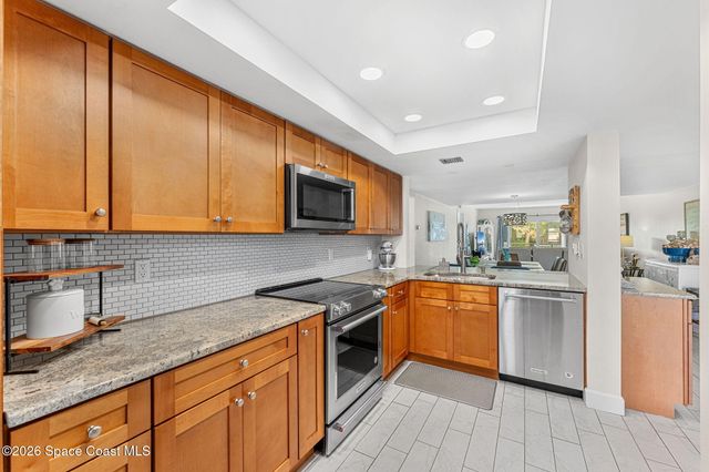 3060 N Atlantic Avenue 209, Cocoa Beach, FL 32931